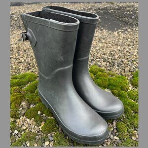 A New Day Women's Black and Grey Boots Size 6 *WORN*